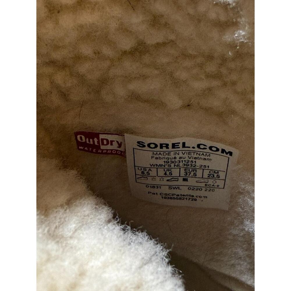 Sorel Women's Beige Tan Shearling Lined Winter Boots - Picture 8 of 8